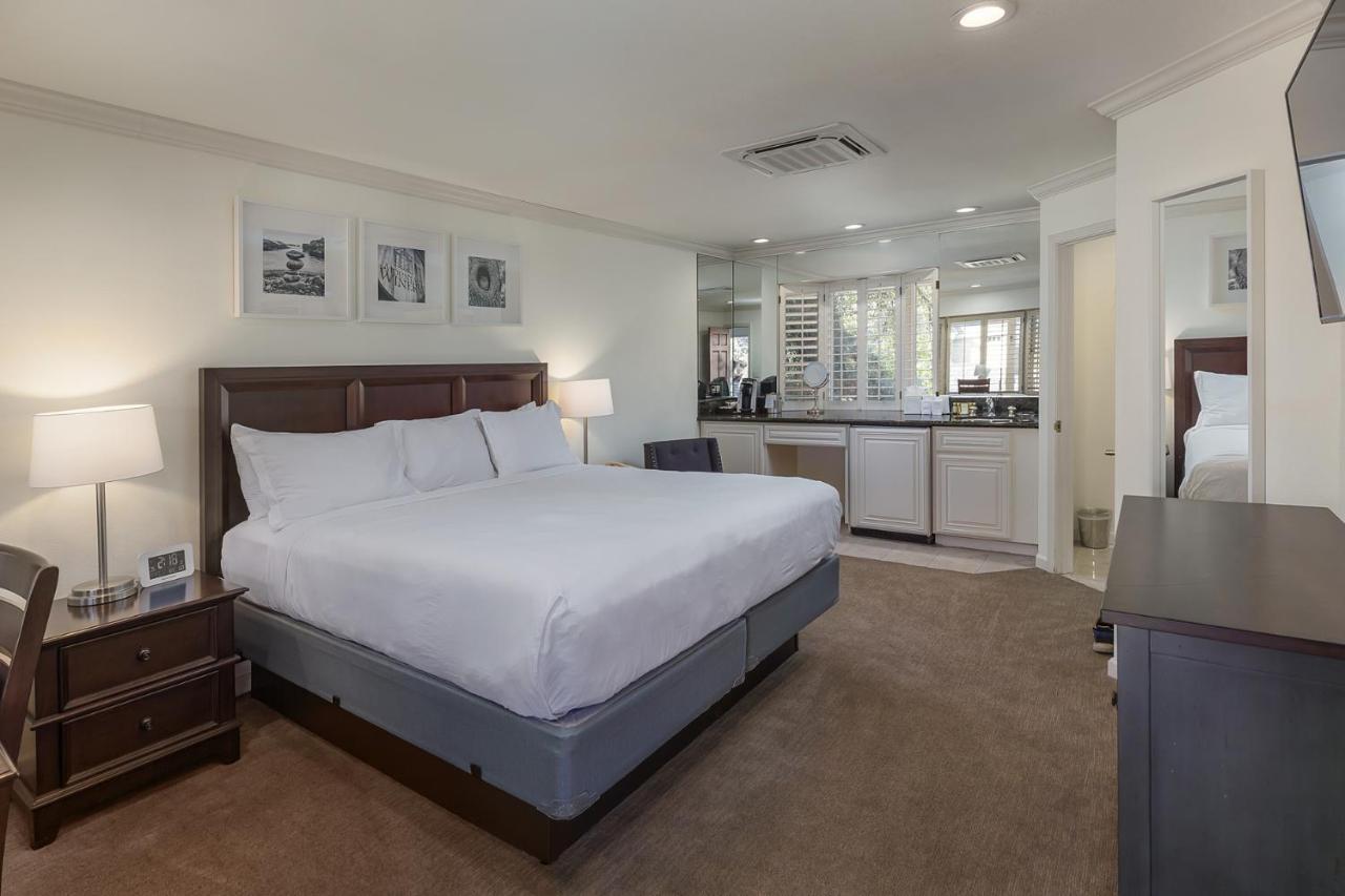 Saratoga Oaks Lodge Room photo